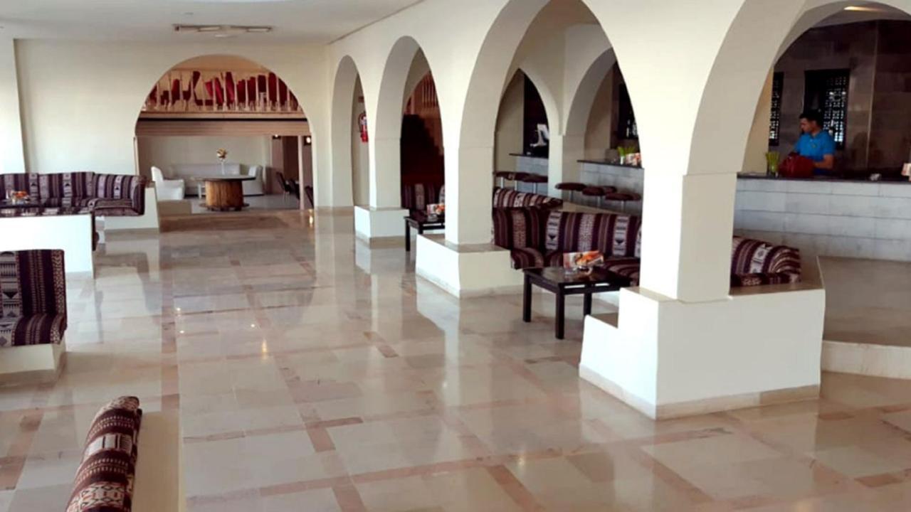 Hotel Best Beach- Family Only Chott Meriem Exterior photo